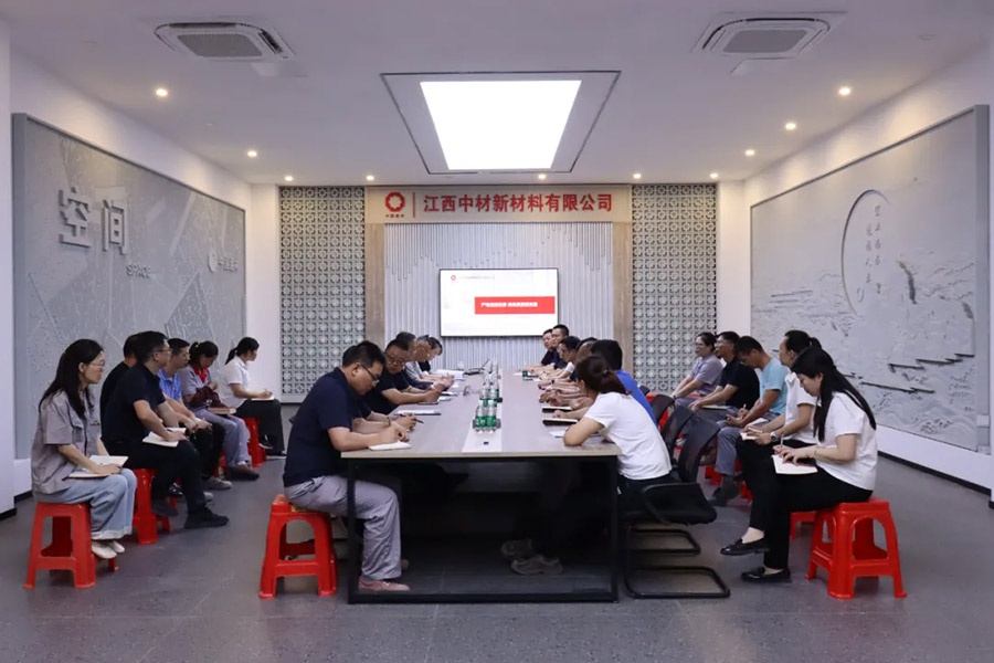 李勇一行调研江西中材